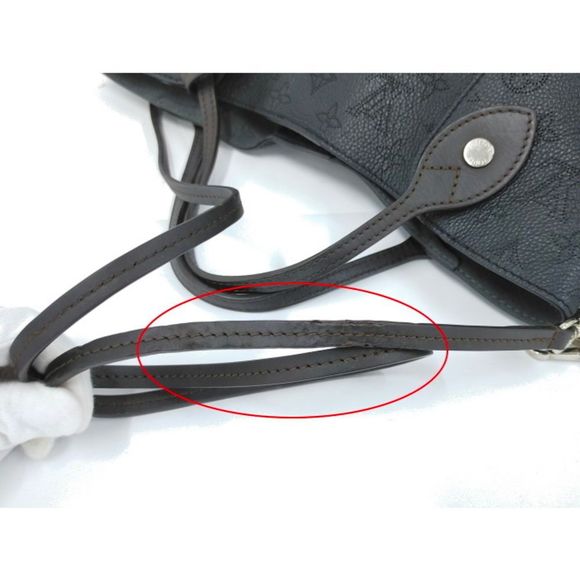 Louis Vuitton Tote Bag Hina PM Monogram Mahina Noir - Picture 5 of 7